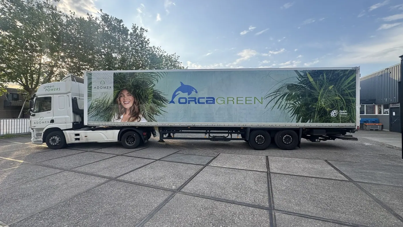Adomex — OrcaGreen — Trailerwrap