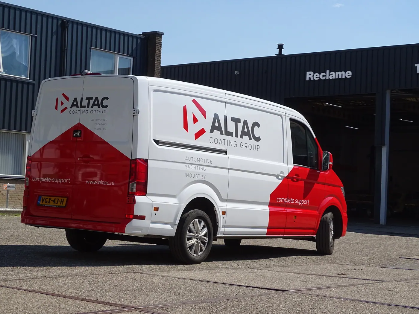 Altac Coating Group bestelwagen wrap