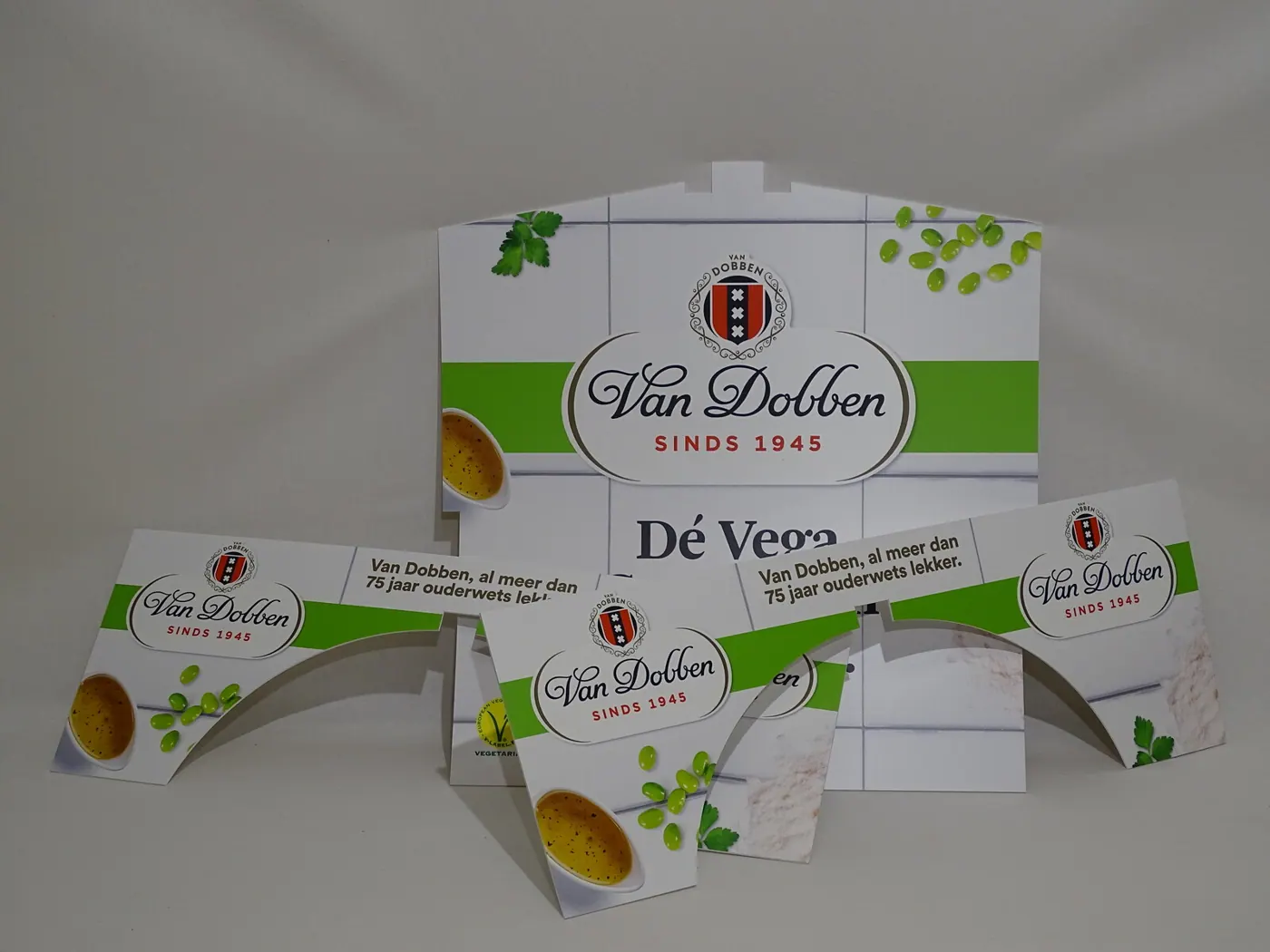 Van Dobben — 3mm Forex voorzien van full colour afbeelding en in contour uitgesneden